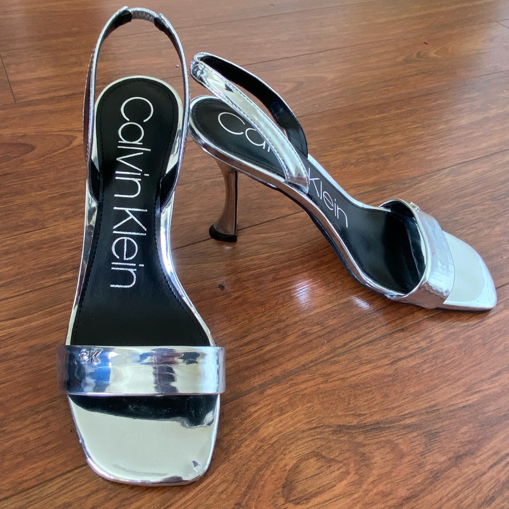 Calvin Klein Byrona Slingback Silver High Heels Size 7 Dress Shoes/Sandals